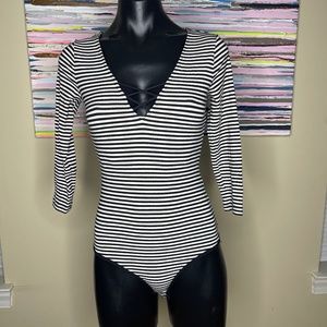 USED BEBE TOP